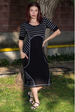 ЕЛЕГАНТНА РОКЛЯ ИВА