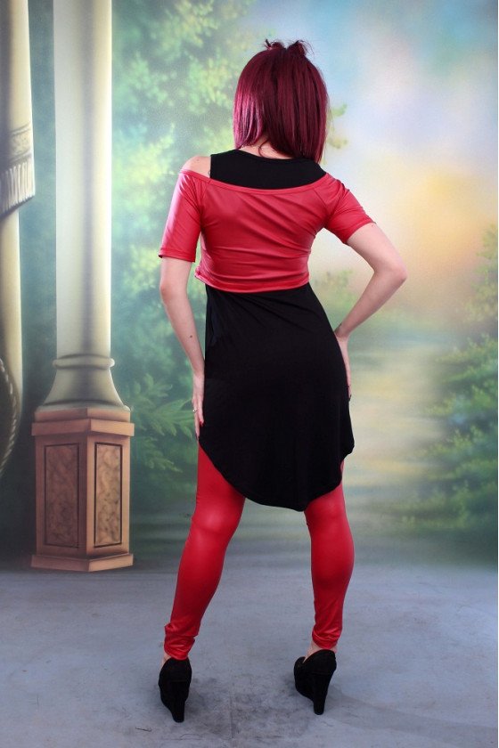 ТУНИКА С КОЖЕН ЕЛЕК В ЧЕРВЕНО