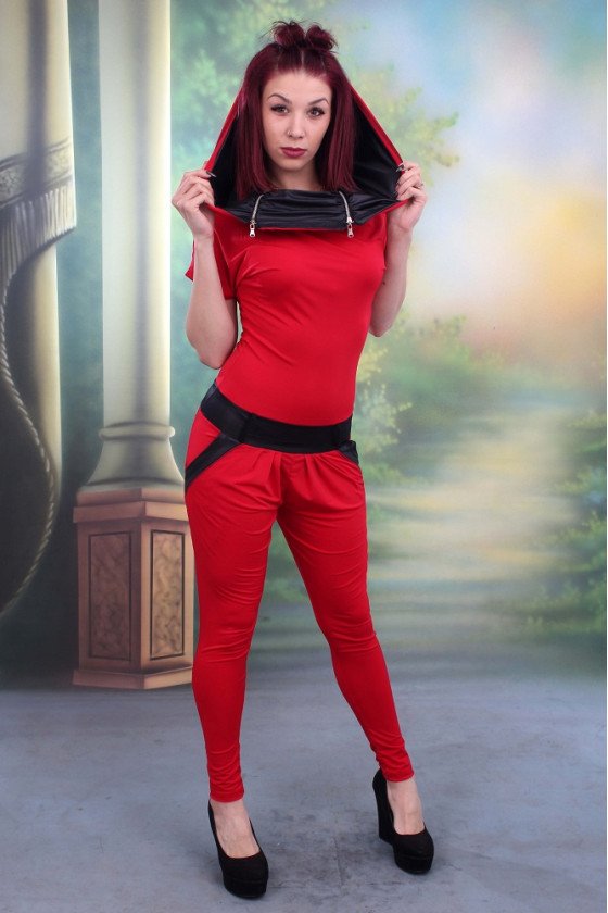 ПРЕКРАСЕН ГАЩЕРИЗОН В ЧЕРВЕНО