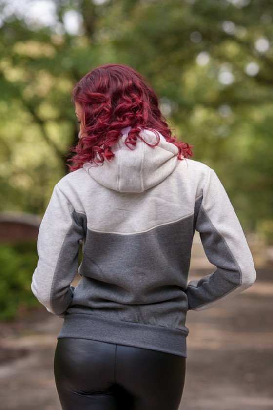 СУИТЧЕР С КАЧУЛКА КАЛА