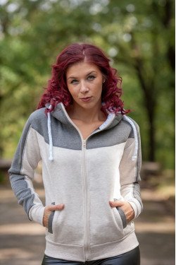 СУИТЧЕР С КАЧУЛКА ИВА