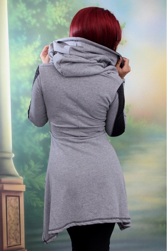 ЯКЕ С КАЧУЛКА ЯНА