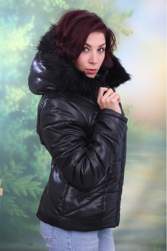 ЗИМНО ЯКЕ ЛИЛИ